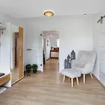 To Hus An't Water Apartman *