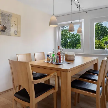 To Hus An't Water 公寓 *