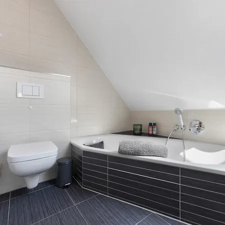 Apartament To Hus An't Water